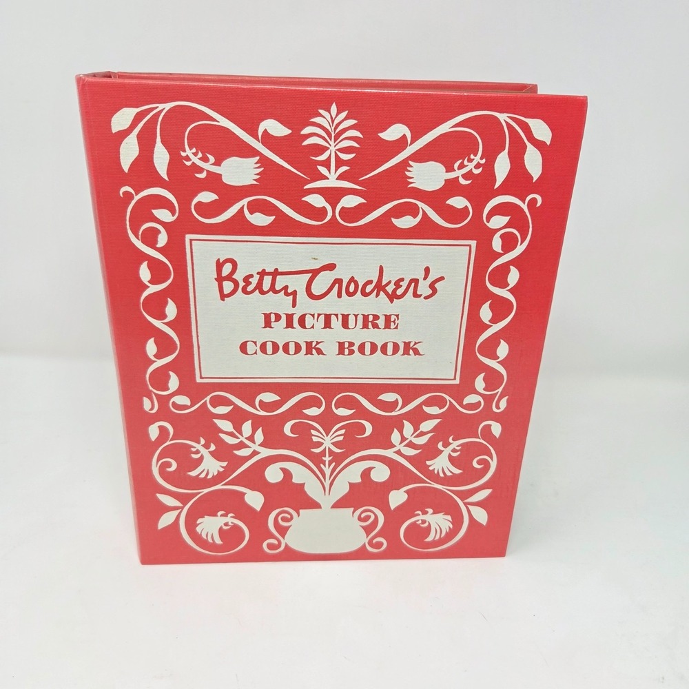 Betty Crocker's Picture Cookbook 1998 Facsimile of 1950 Edition 5 Ring Binder